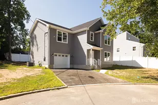 195 Greenwood Dr, Old Bridge Township, NJ 08857 - Photo 2