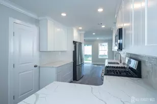 195 Greenwood Dr, Old Bridge Township, NJ 08857 - Photo 8