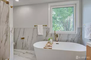 54 Nevsky St, Edison, NJ 08820 - Photo 26