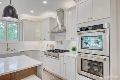 54 Nevsky Street, Edison, NJ 08820 - Photo 10