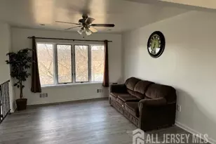 173 Metlars Ln, Piscataway Township, NJ 08854 - Photo 4