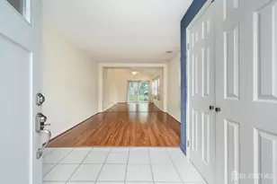 318 Hemlock Dr, Lacey Township, NJ 08734 - Photo 4