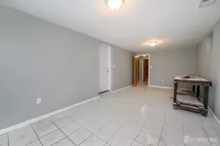 197 W 26th Street W, Bayonne, NJ 07002 - Photo 20