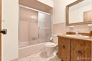 16 Irongate St, Metuchen, NJ 08840 - Photo 34
