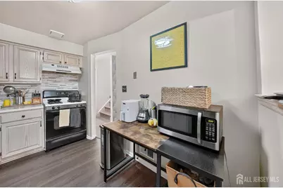 109 Michaels Court, Woodbridge Township, NJ 07095 - Photo 20