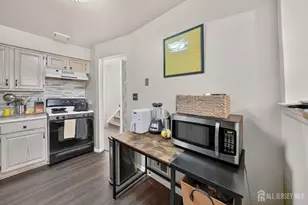 109 Michaels Ct, Woodbridge Township, NJ 07095 - Photo 20