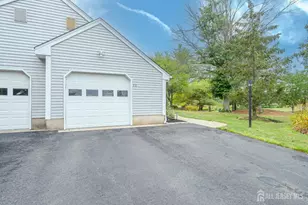2 Truro Dr, Monroe Township, NJ 08831 - Photo 26