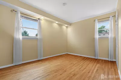 24 Deerwood Avenue, Edison, NJ 08817 - Photo 10