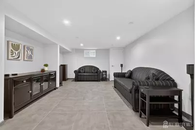 24 Deerwood Avenue, Edison, NJ 08817 - Photo 20