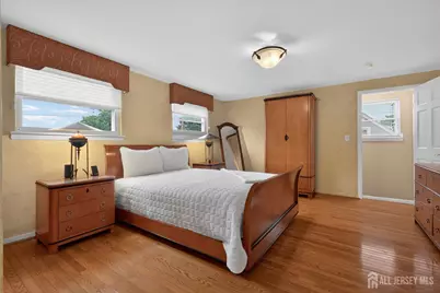 24 Deerwood Avenue, Edison, NJ 08817 - Photo 14