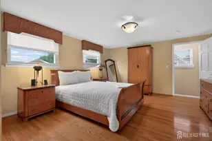 24 Deerwood Ave, Edison, NJ 08817 - Photo 14