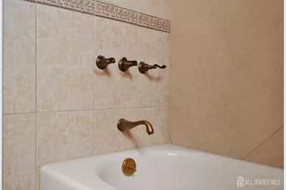 24 Deerwood Avenue, Edison, NJ 08817 - Photo 16