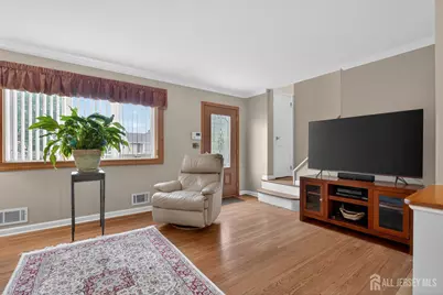24 Deerwood Avenue, Edison, NJ 08817 - Photo 2