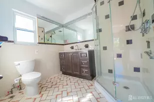 1308 Merrywood Dr, Edison, NJ 08817 - Photo 40