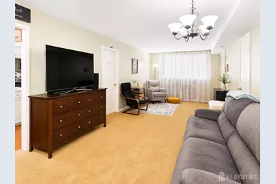 190 College Drive, Edison, NJ 08817 - Photo 4
