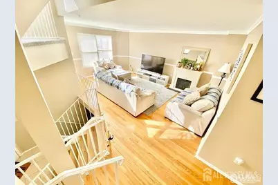 790 Harbortown Boulevard, Perth Amboy, NJ 08861 - Photo 2