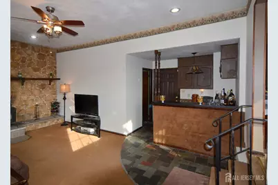 27 Henley Street, Woodbridge Township, NJ 07095 - Photo 10