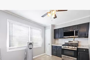 3 Tiger Lilly Ct, Sayreville, NJ 08872 - Photo 10