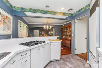 4 Taylor Drive, New Brunswick, NJ 08901 - Photo 10