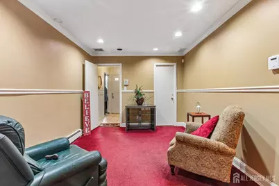 4 Taylor Drive, New Brunswick, NJ 08901 - Photo 18