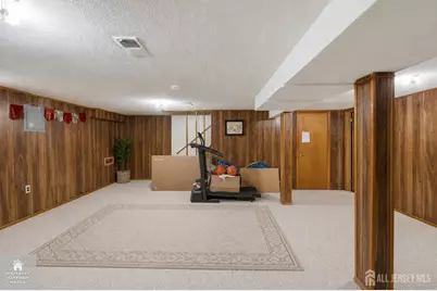 1005 Robin Road, Hillsborough Township, NJ 08844 - Photo 30