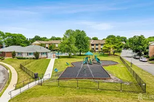1005 Robin Rd, Hillsborough Township, NJ 08844 - Photo 38