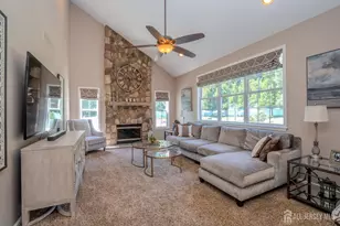 4 Dorene Ct, Monroe Township, NJ 08831 - Photo 28