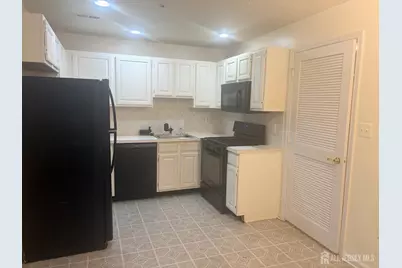 215 Prestwick Way, Edison, NJ 08820 - Photo 8