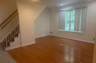 215 Prestwick Way, Edison, NJ 08820 - Photo 4