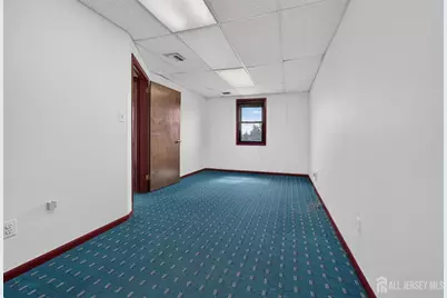 312 S US 206 Highway, Hillsborough Township, NJ 08844 - Photo 32