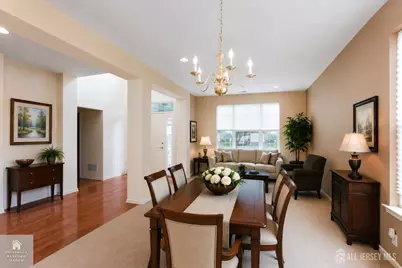 417 Melrose Way, Monroe Township, NJ 08831 - Photo 4