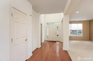 417 Melrose Way, Monroe Township, NJ 08831 - Photo 2