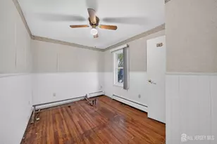 27 Lillian Terrace, Woodbridge Township, NJ 07095 - Photo 12