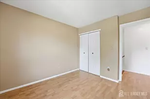 2 Veros Ln, Franklin Township, NJ 08823 - Photo 18