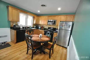 41 Blair Rd, Port Reading, NJ 07064 - Photo 6