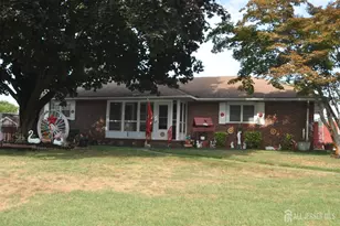41 Blair Rd, Port Reading, NJ 07064 - Photo 2