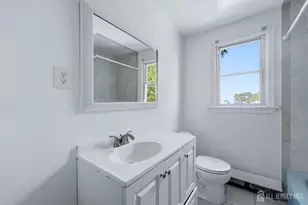 10 N Washington Ave N, Colonia, NJ 07067 - Photo 30
