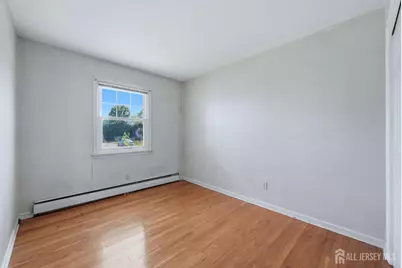 10 N Washington Avenue N, Colonia, NJ 07067 - Photo 16
