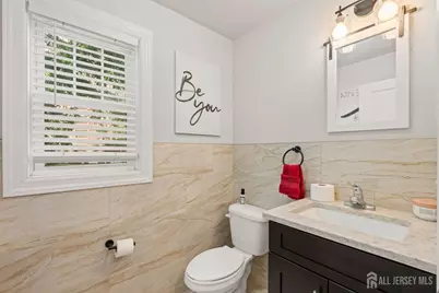 [Address not provided], Perth Amboy, NJ 08861 - Photo 14