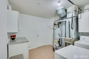 150 Prestwick Way, Edison, NJ 08820 - Photo 14