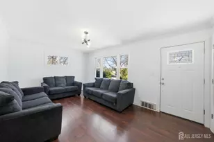 125 Tunison Rd, New Brunswick, NJ 08901 - Photo 10