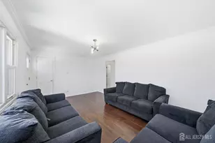 125 Tunison Rd, New Brunswick, NJ 08901 - Photo 8