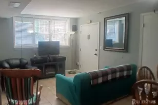 124 College Dr, Edison, NJ 08817 - Photo 2