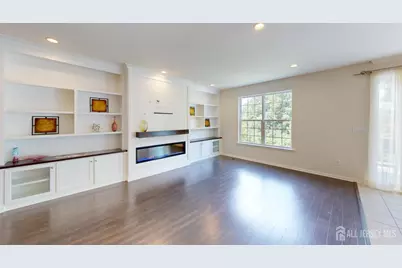 44 Begonia Lane, Monroe Township, NJ 08831 - Photo 2