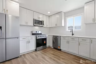 2 Kendall Dr, Sayreville, NJ 08859 - Photo 8