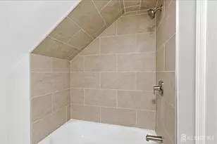 2 Kendall Dr, Sayreville, NJ 08859 - Photo 24