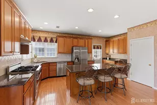 31 Narrows Way, Monroe Township, NJ 08831 - Photo 8