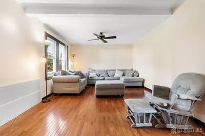 [Address not provided], Middlesex, NJ 08846 - Photo 4
