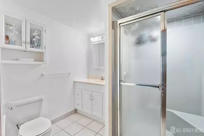 [Address not provided], Middlesex, NJ 08846 - Photo 12