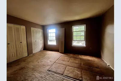 260 Palombi Court, East Brunswick Township, NJ 08816 - Photo 12